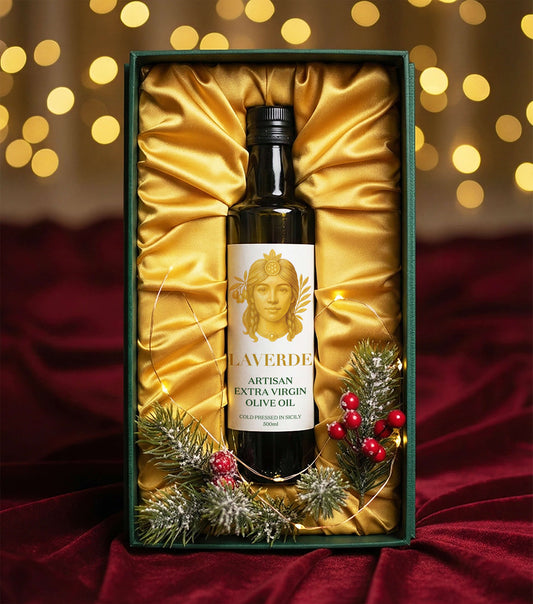 Sicilian Extra Virgin Olive Oil 500ml in a gold gift box — Laverde Artisan cold-pressed Sicilian EVOO presented in a premium festive package, perfect for Christmas and seasonal gifting.